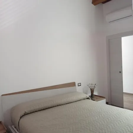 Da Enza Bed & Breakfast